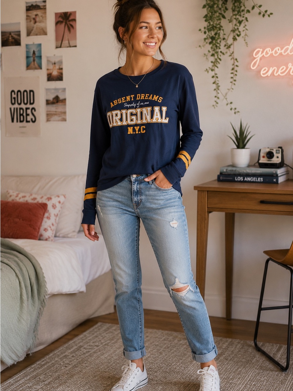 Divided Womens XS Navy Graphic T Shirt Absent Dreams Original NYC Pullover